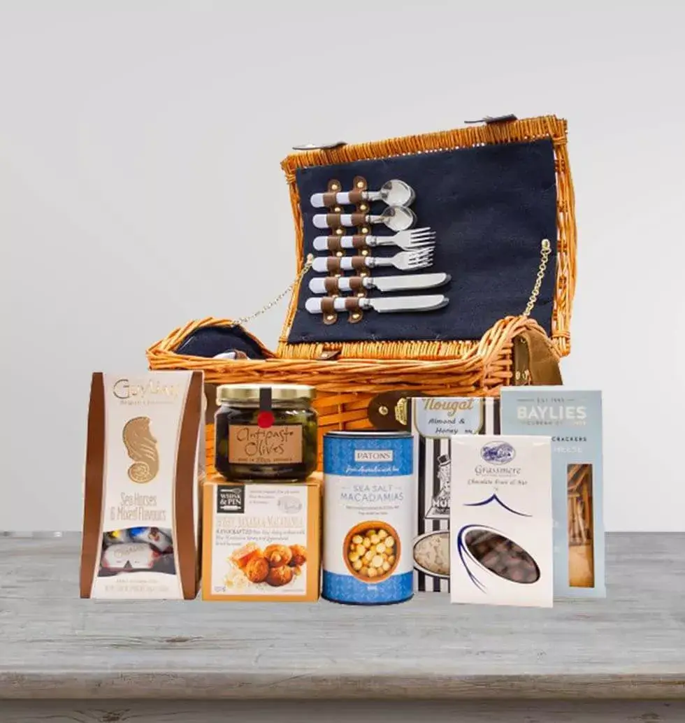 Exclusive Picnic Gift Basket