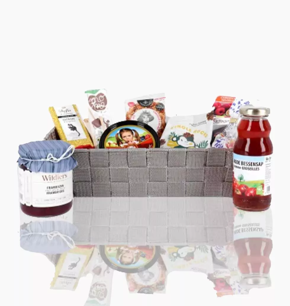 Gourmet Gift Box for Grandmaa