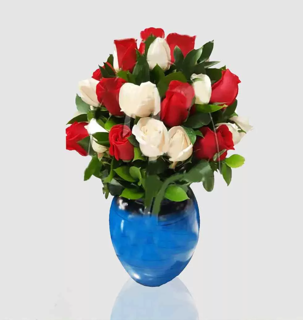 24 Roses In A Vase