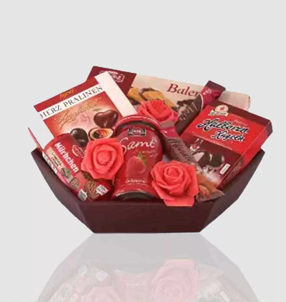 Sweet and Fine Gift Basket