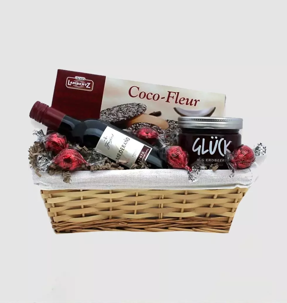Classic Wine Gift Basket