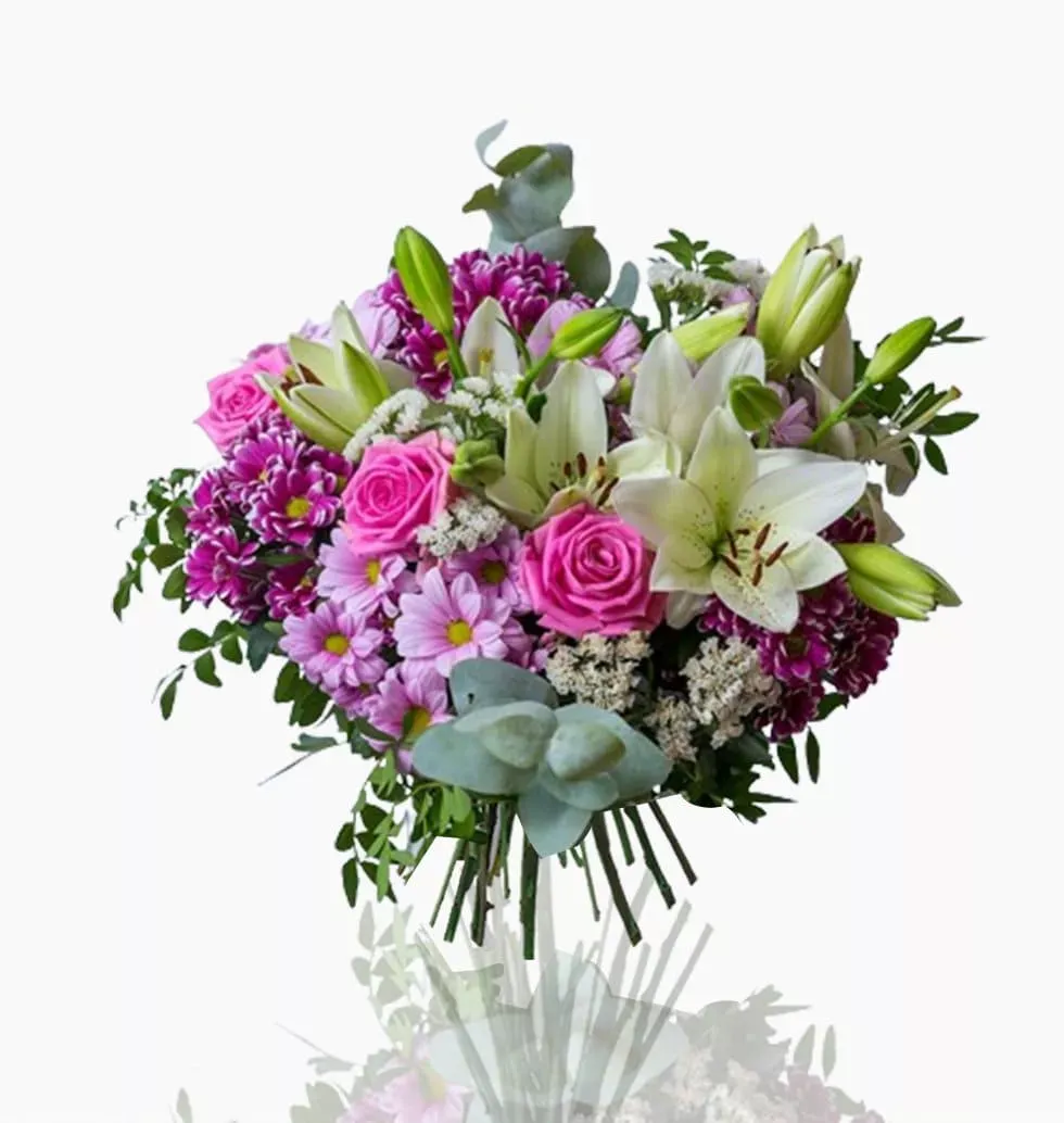 Enchanting Elegance: Pink Daisy Bouquet