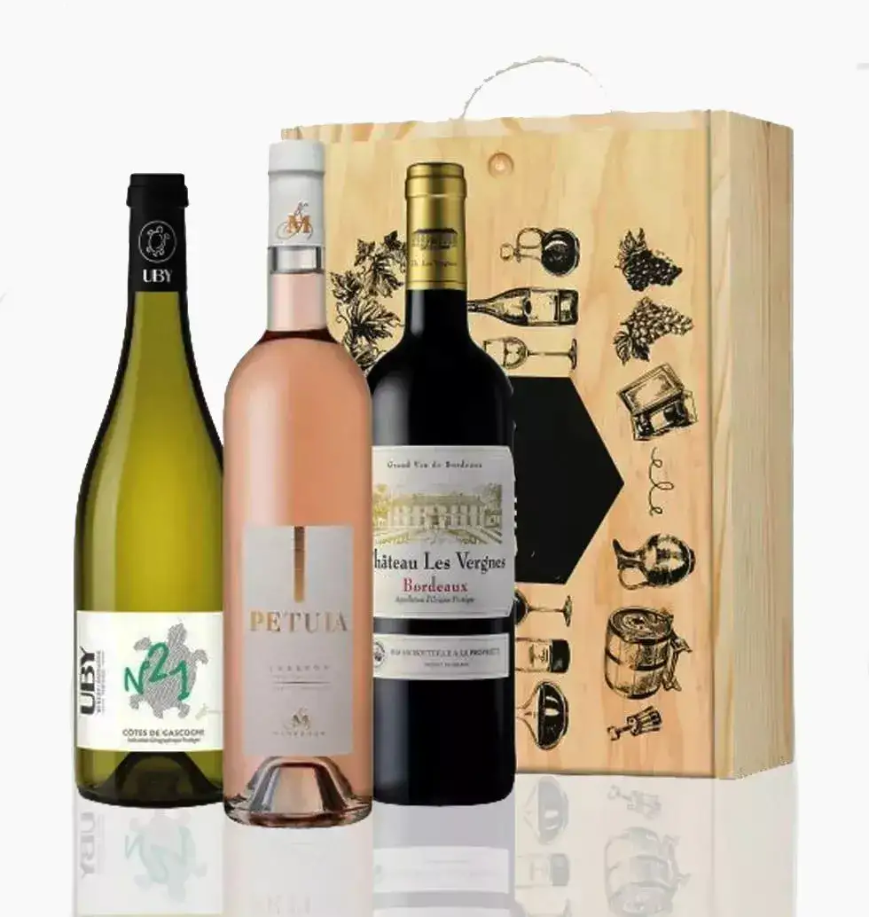Classic Wine Set With Wooden Carrying Case