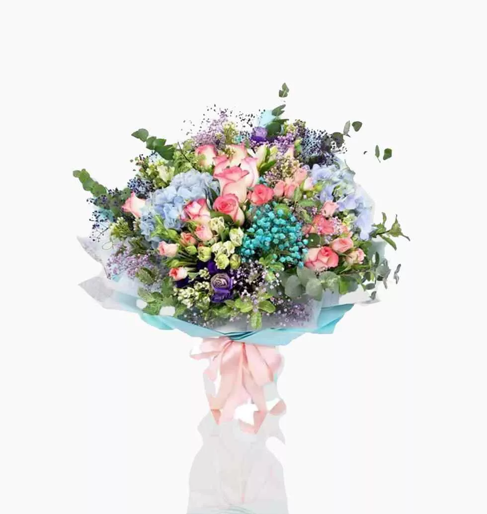 Bouquet Of Hydrangea And Rose