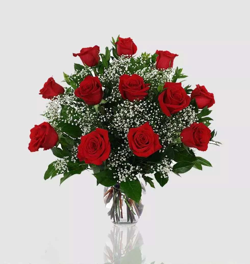 Gifts Of Baby'S Breath With 12 Red Roses
