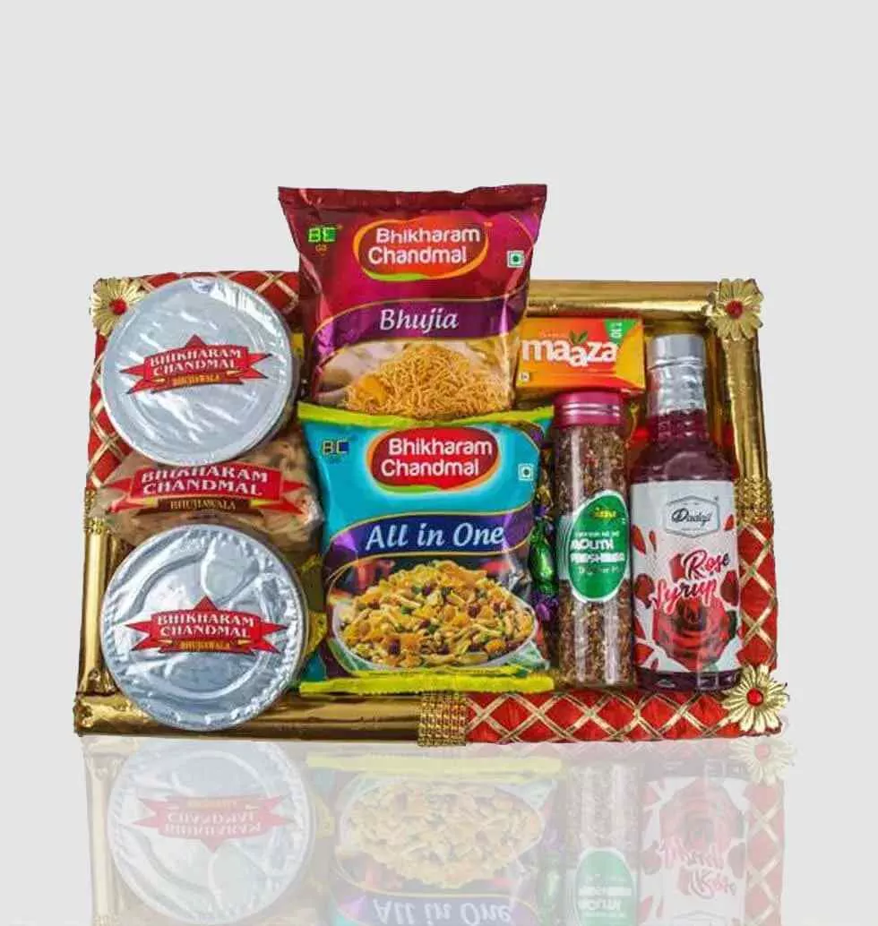 Gorgeous Hamper With Food And Assortments