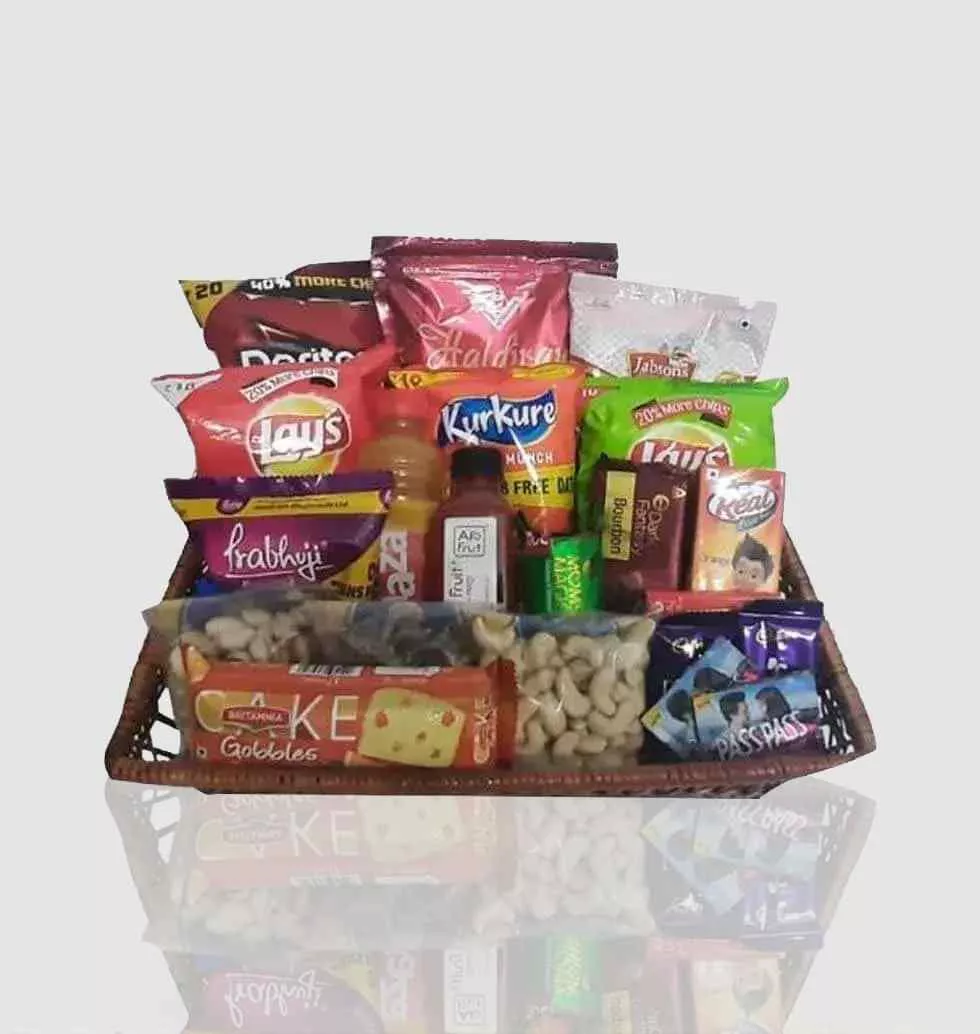 Snack Combo In A Basket