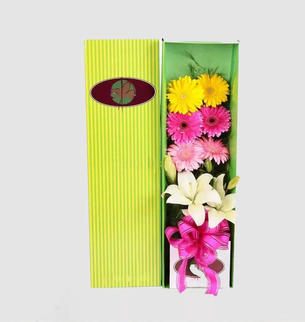 Giftbox With Lilies & Gerbaras