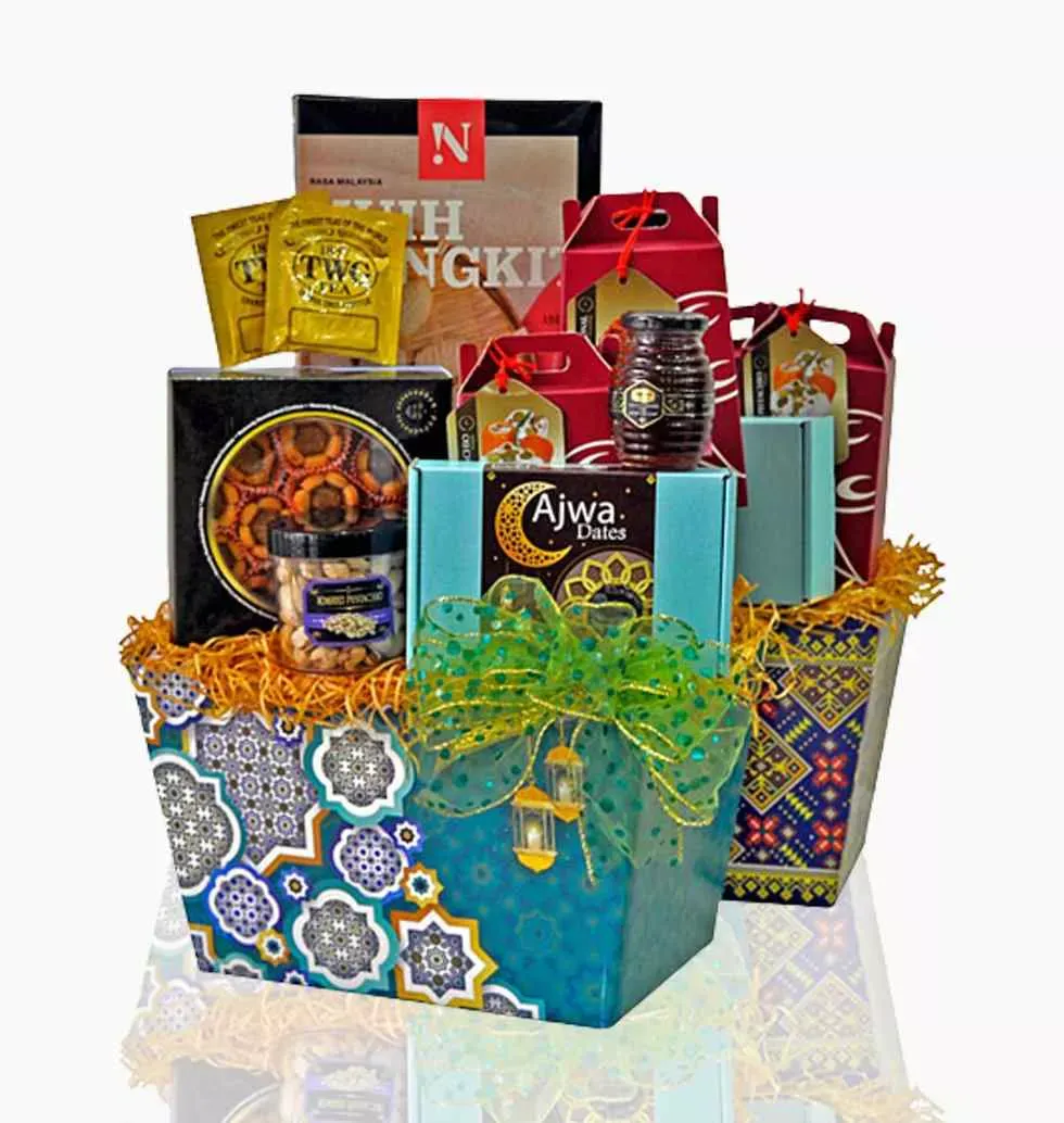 Dry Fruit And Confection Box