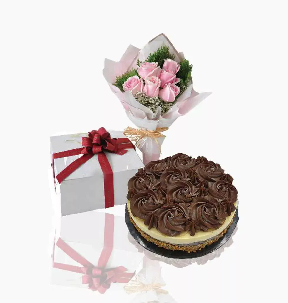 Chocolate Cheese Cake With Roses