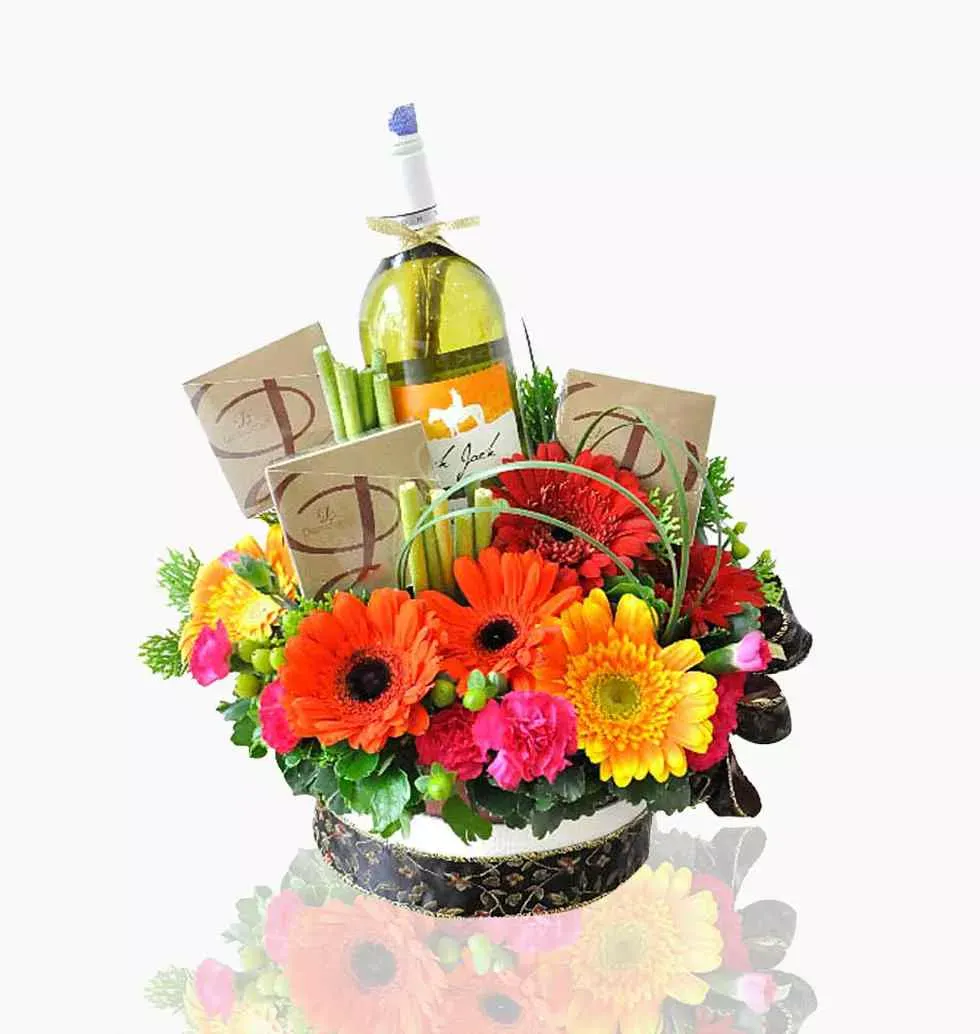 Stunning Gourmet & Wine Gift Basket