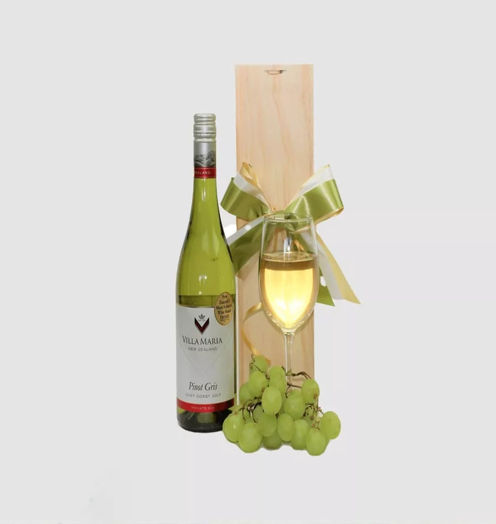750Ml Pinot Gris Wine In A Gift Box