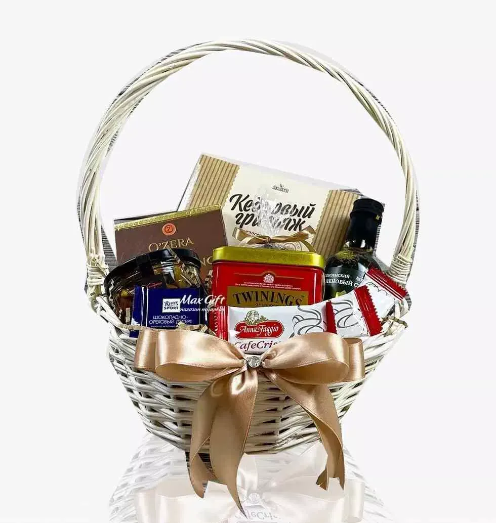 "Polar Cedar" Gift Basket