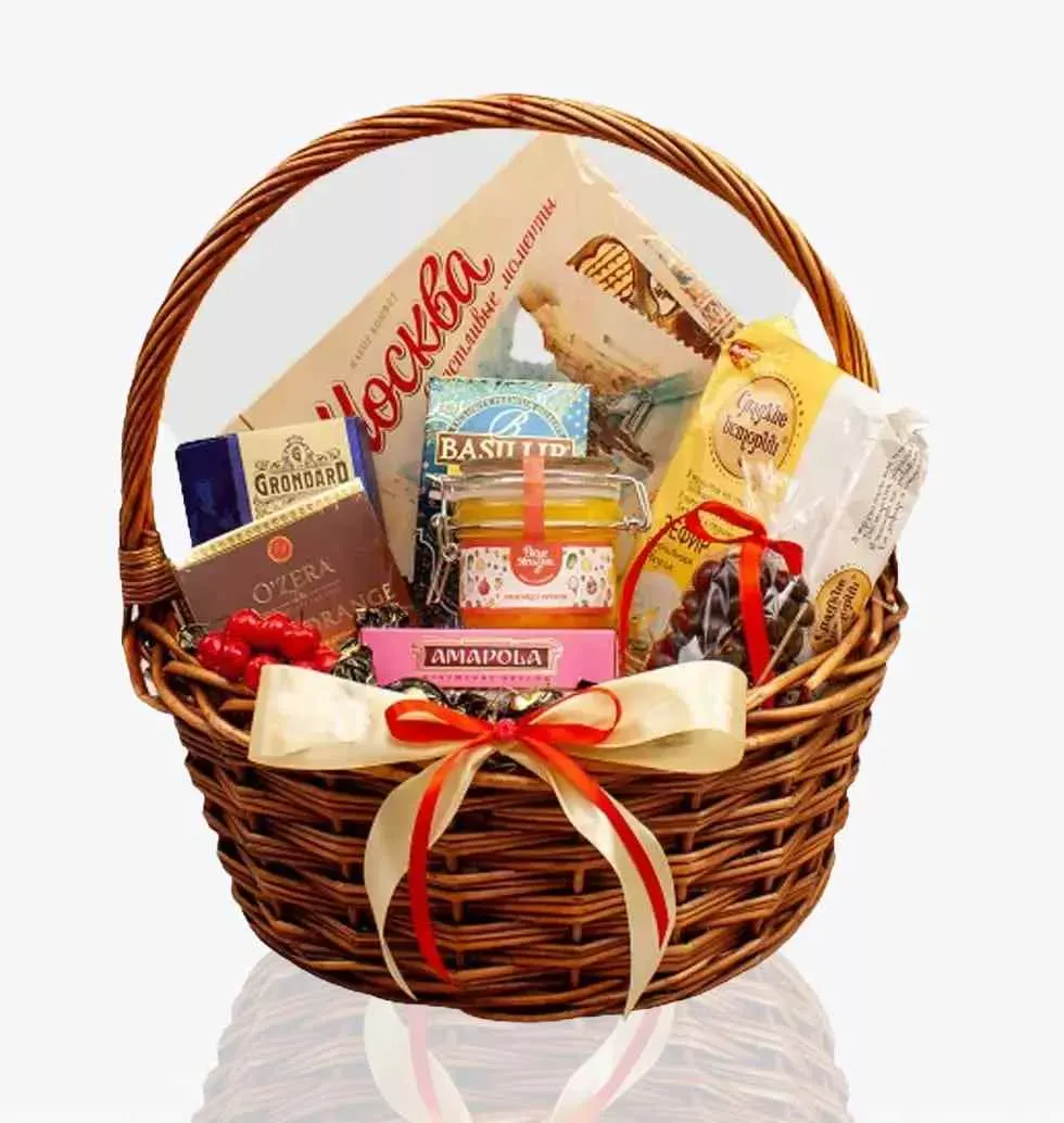 "Moscow" Gift Basket