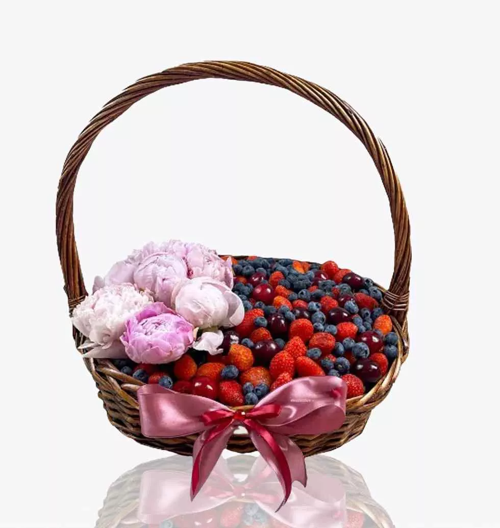 Berry Box With Flowers