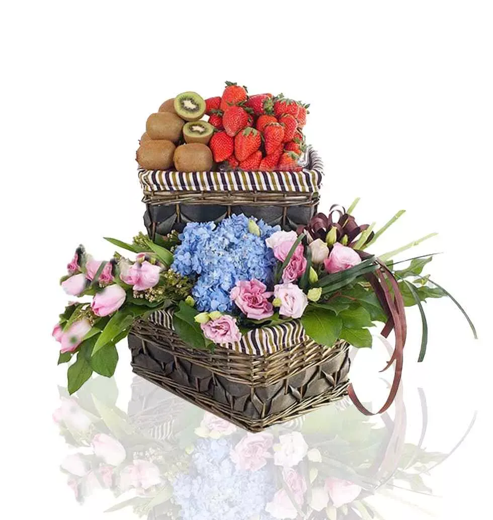 Order Hand Tied Bouquet Basket To Singapore
