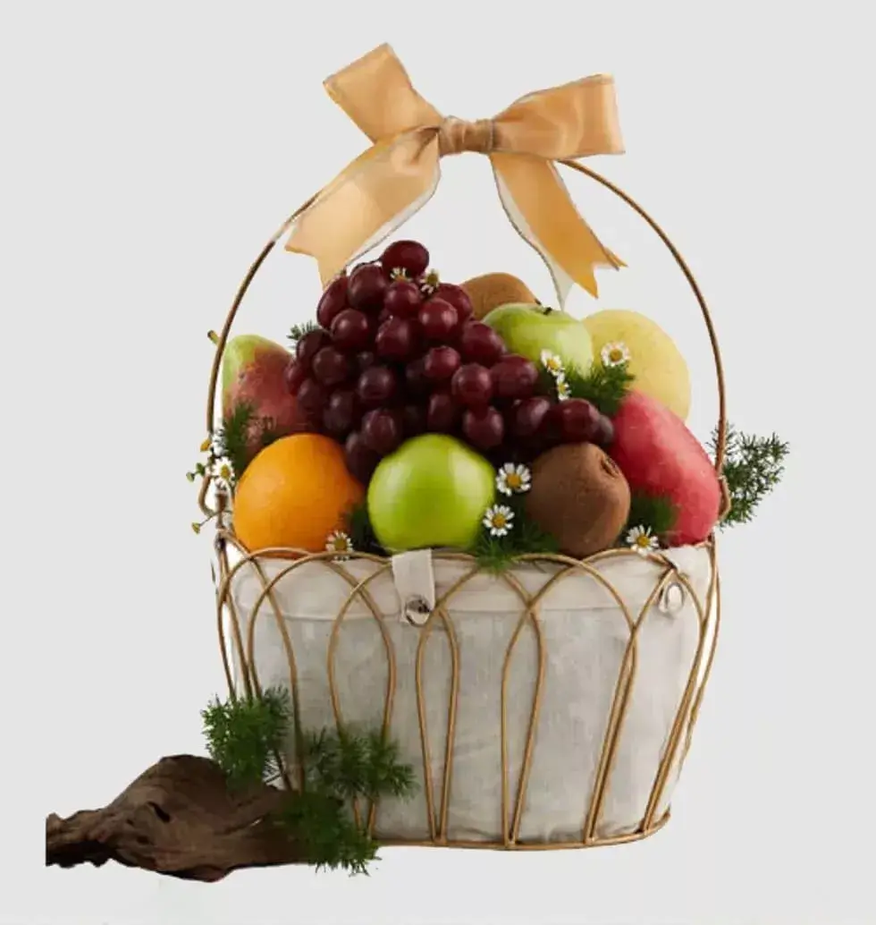 Seasonal Fresh Fruits Basket