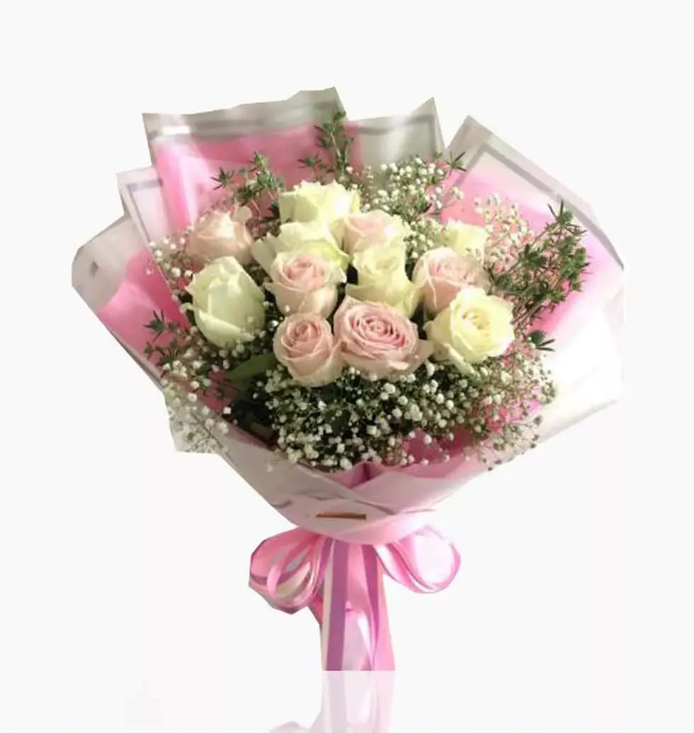 Bouquet Pink & White Roses